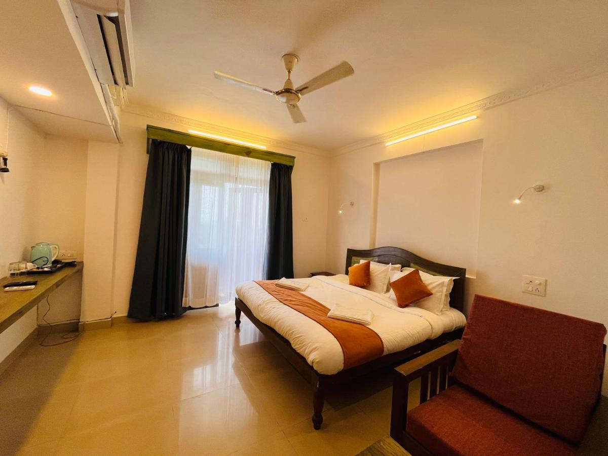 Nagas Hotel Satyavati Morjim Exteriér fotografie