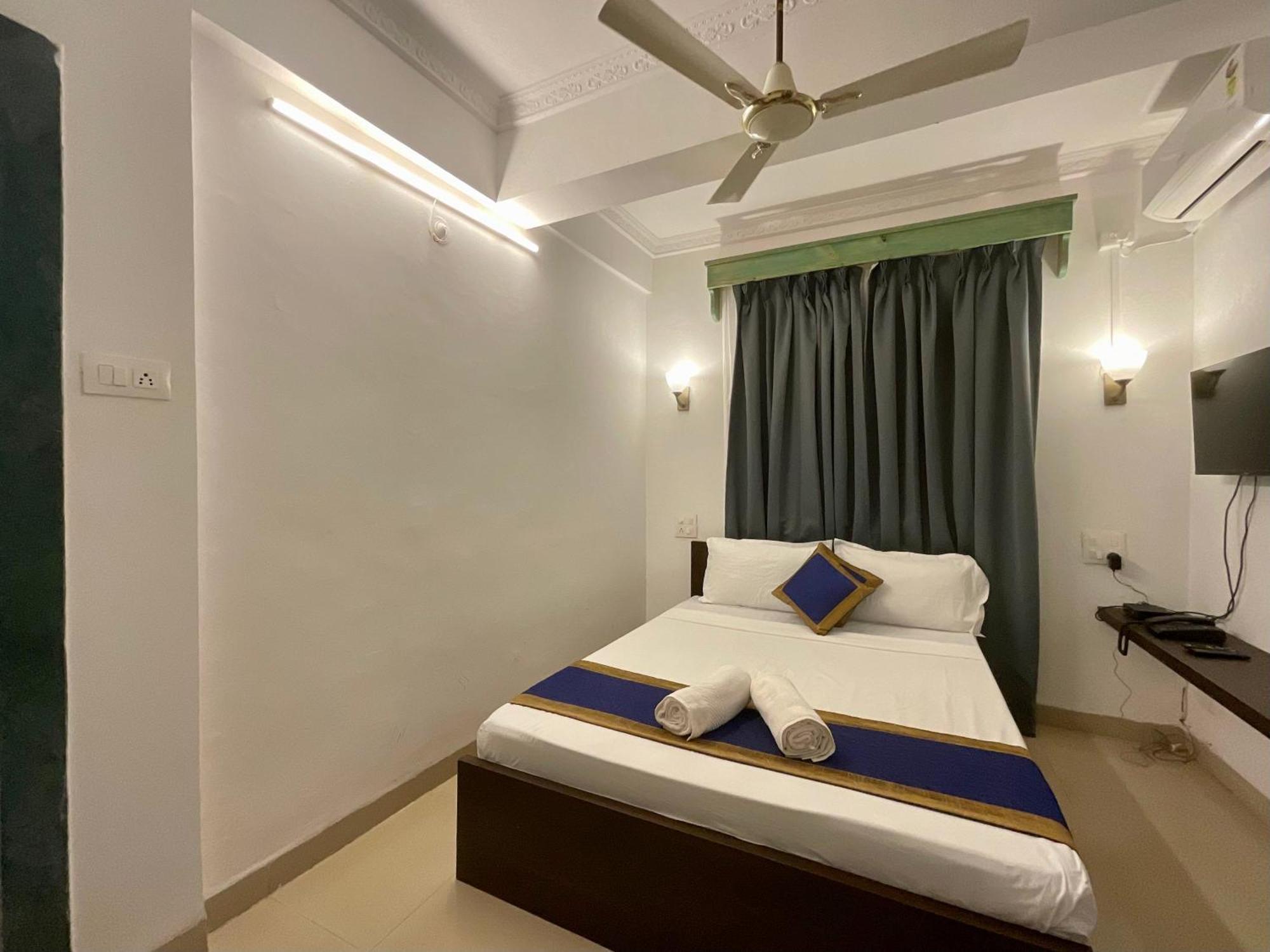 Nagas Hotel Satyavati Morjim Exteriér fotografie