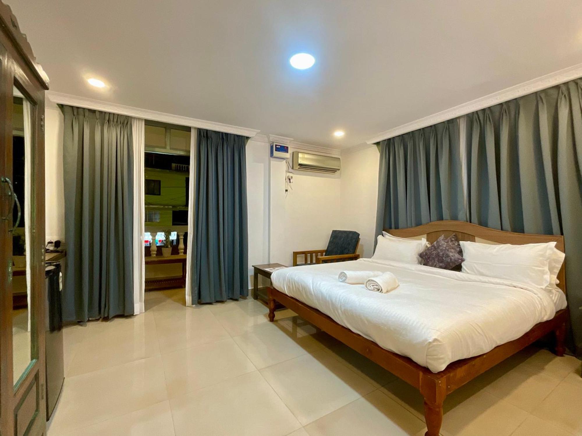 Nagas Hotel Satyavati Morjim Exteriér fotografie