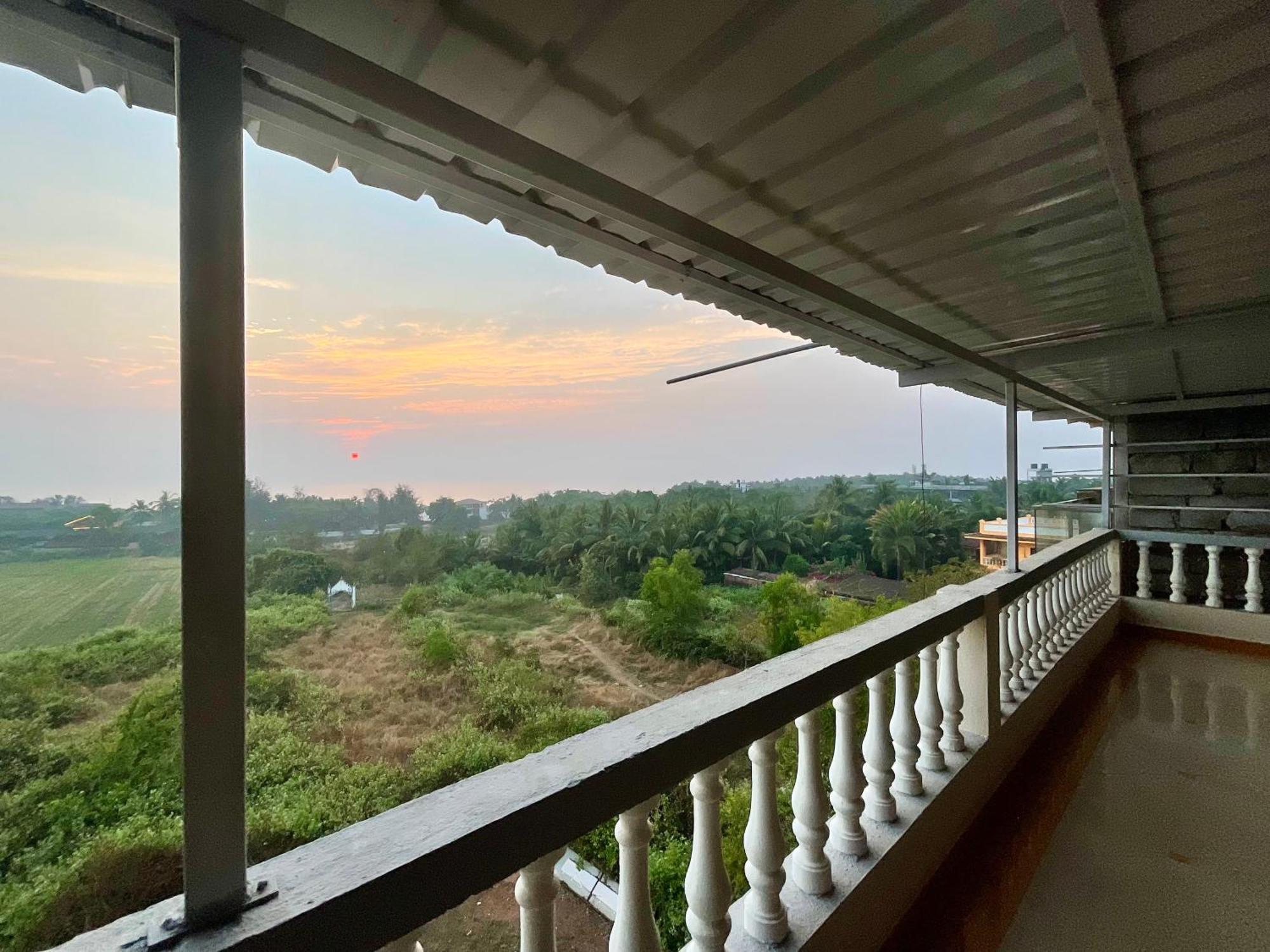 Nagas Hotel Satyavati Morjim Exteriér fotografie